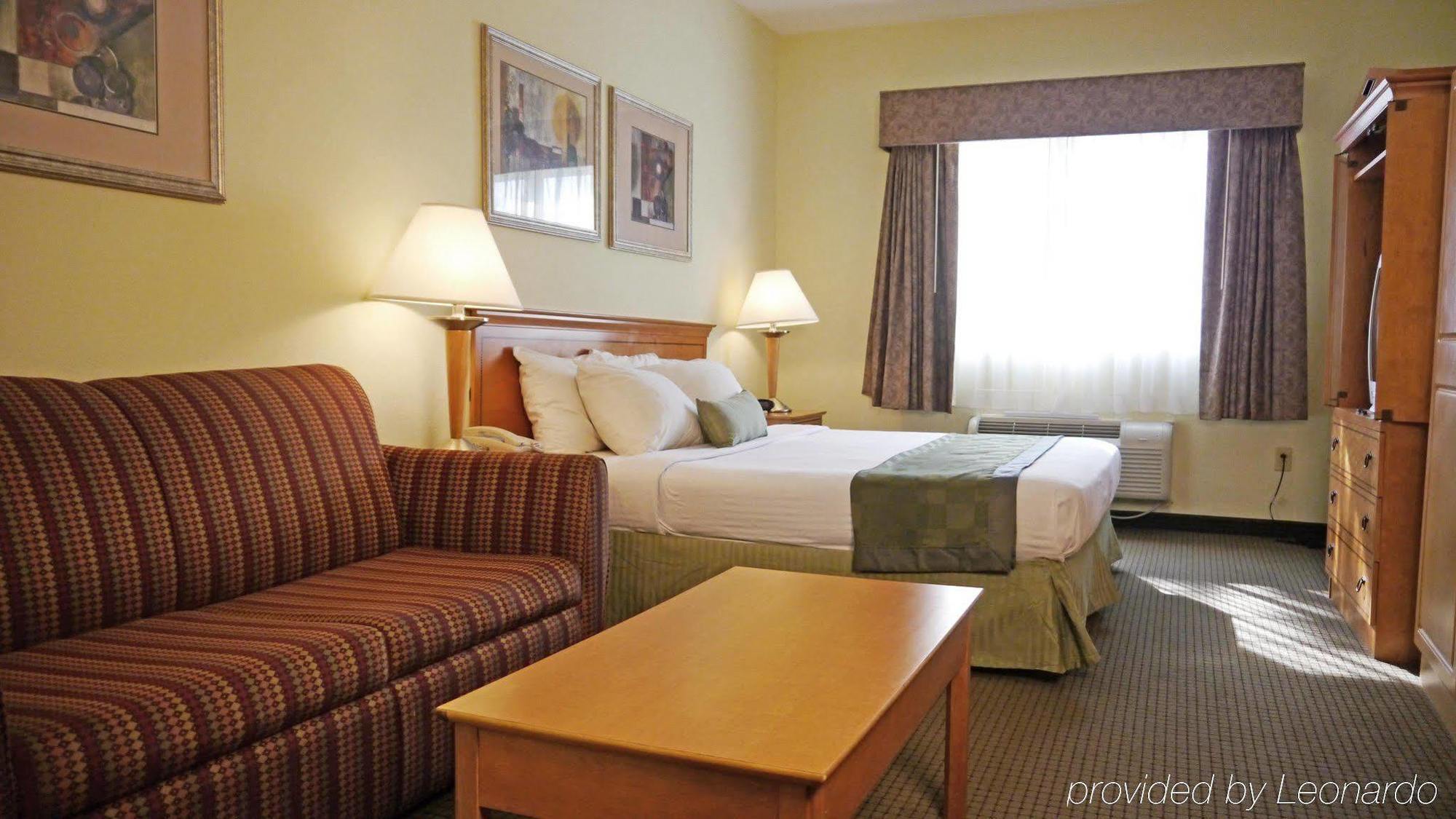 Western 3* Newport News