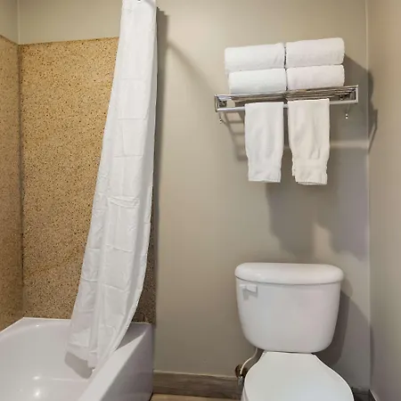 Best Western Plus Newport News Hotel Exterior photo